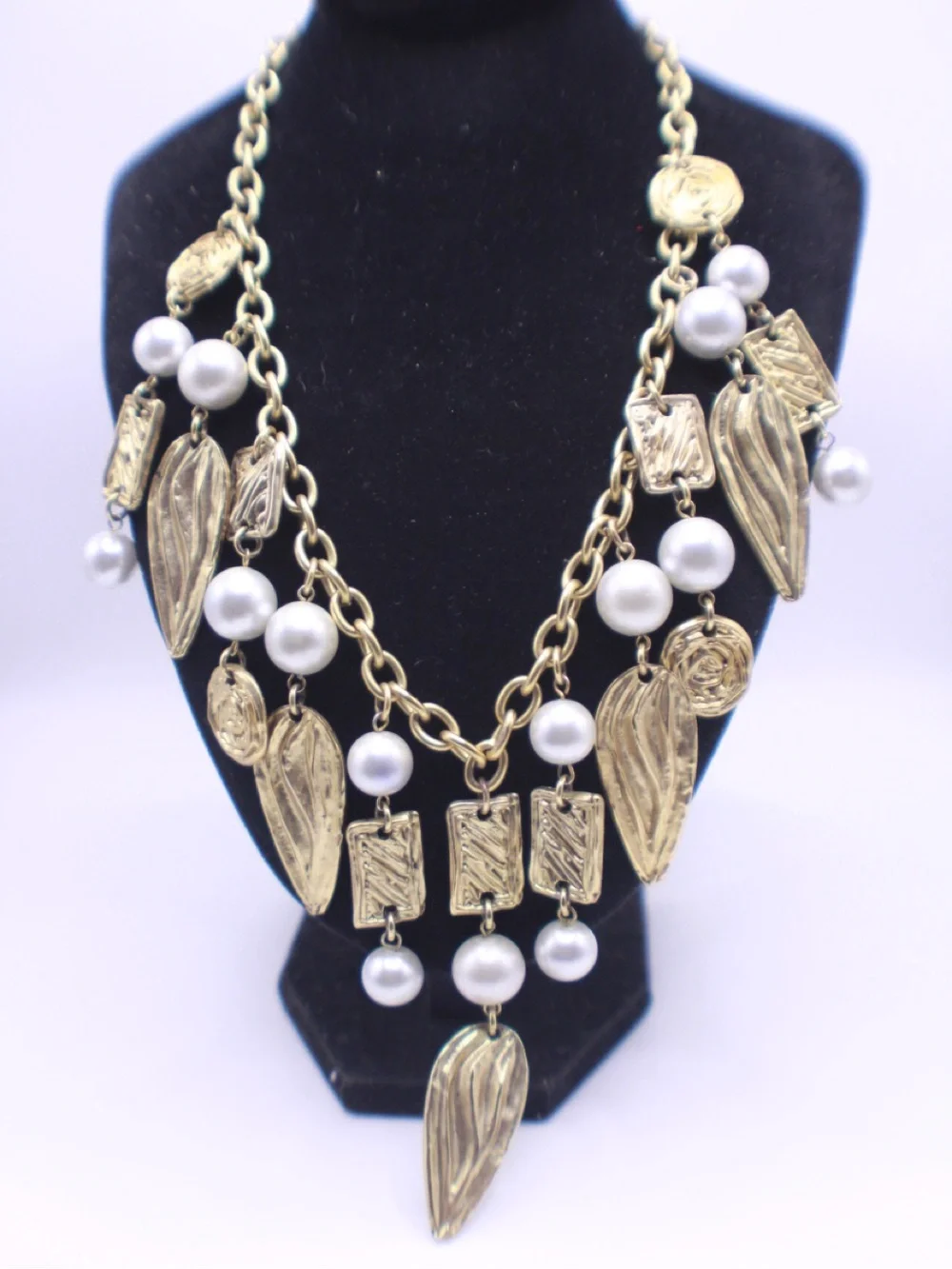 Gold-Tone Statement Necklace White Faux Pearl Dingle Dangles toggle clasp 19”